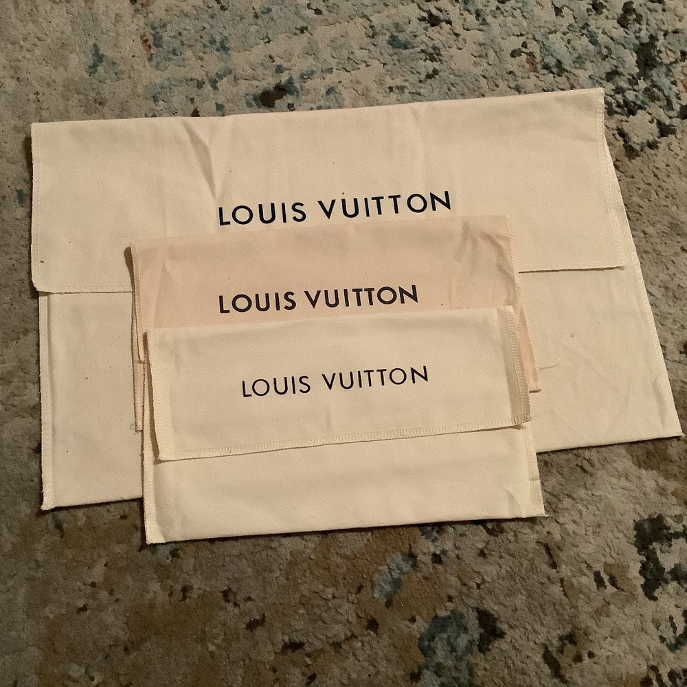 Bundle of 3 Louis Vuitton Dustbags 1 lrg 2 smaller size